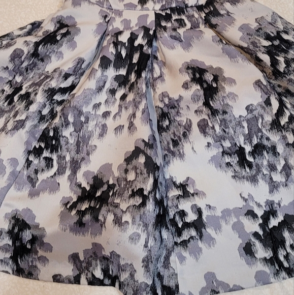 H&M Dress Gray & Black Design - Picture 3 of 4